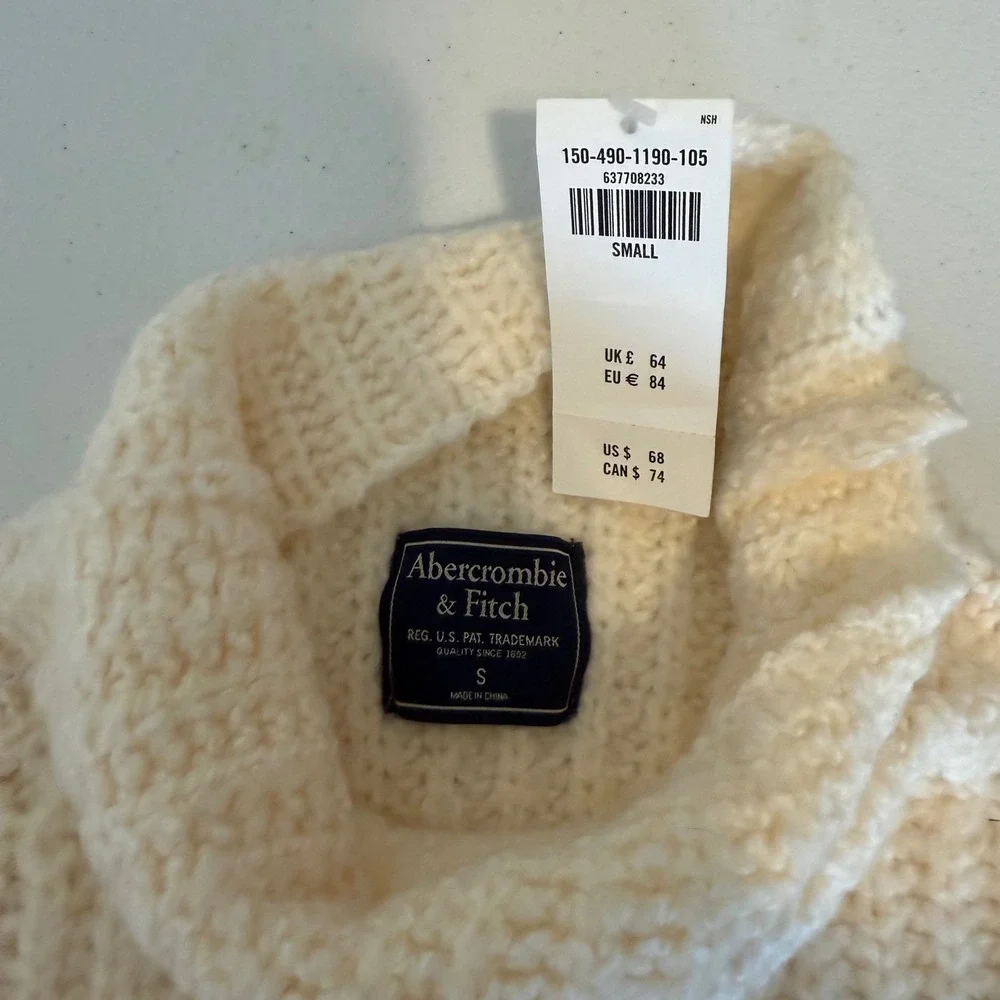 Abercrombie & Fitch Womens Colorblock Turtleneck Sweater Cream‎ Beige SmallNWT